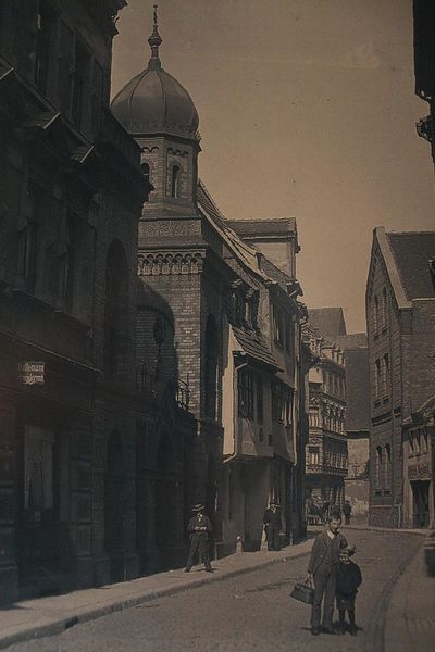 Datei:Synagoge von Halle.jpg